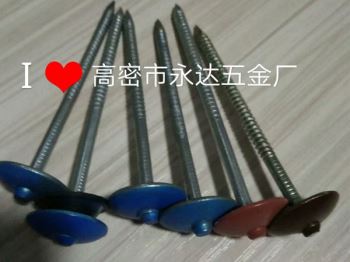 對托盤吹塑機有哪些相關(guān)要求